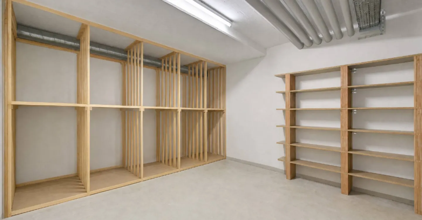 Contemporary Duplex Apartment - Photo 10 of 10