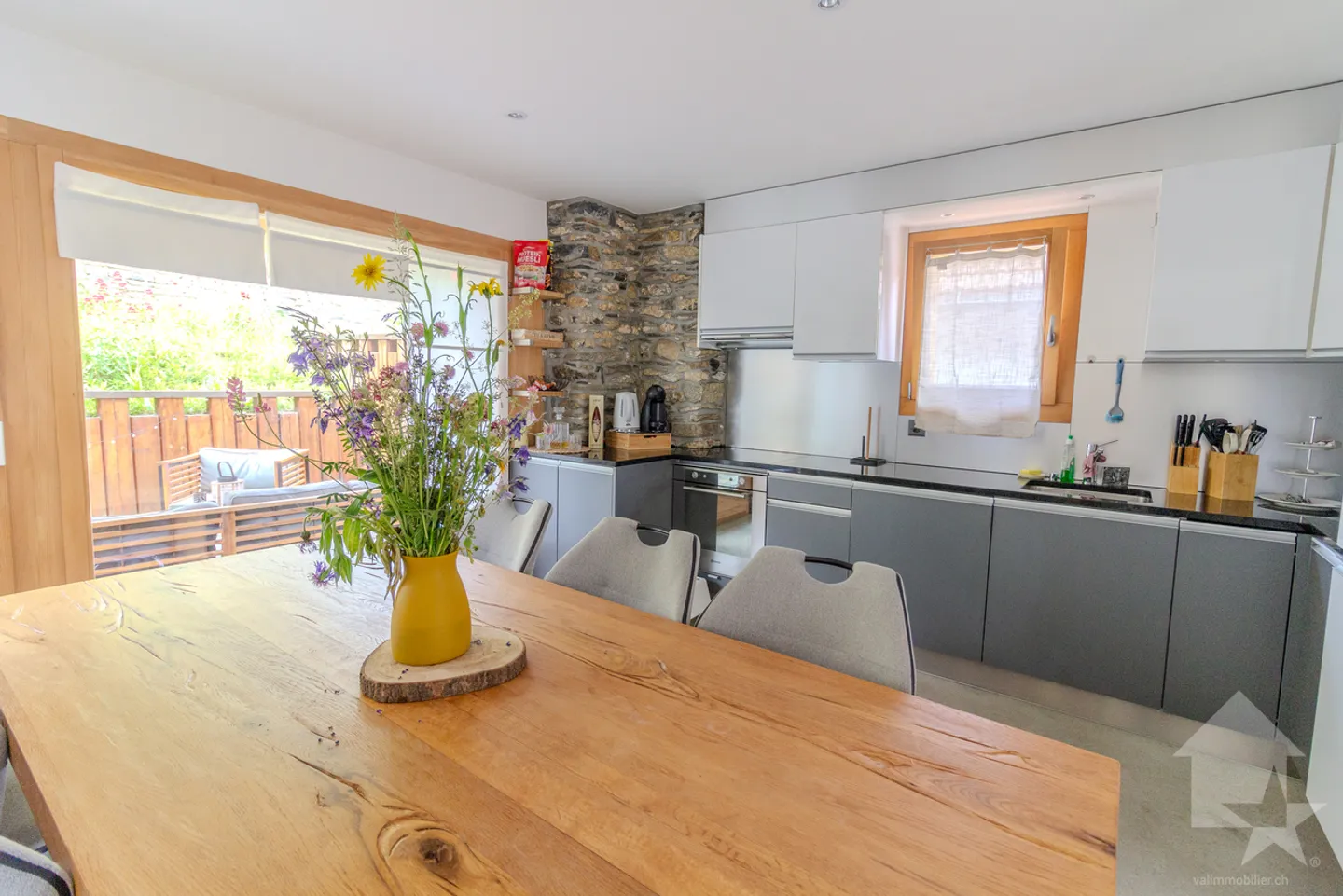 Rare for sale - Magnificent renovated barn of 155 m2 - Photo 8 of 26