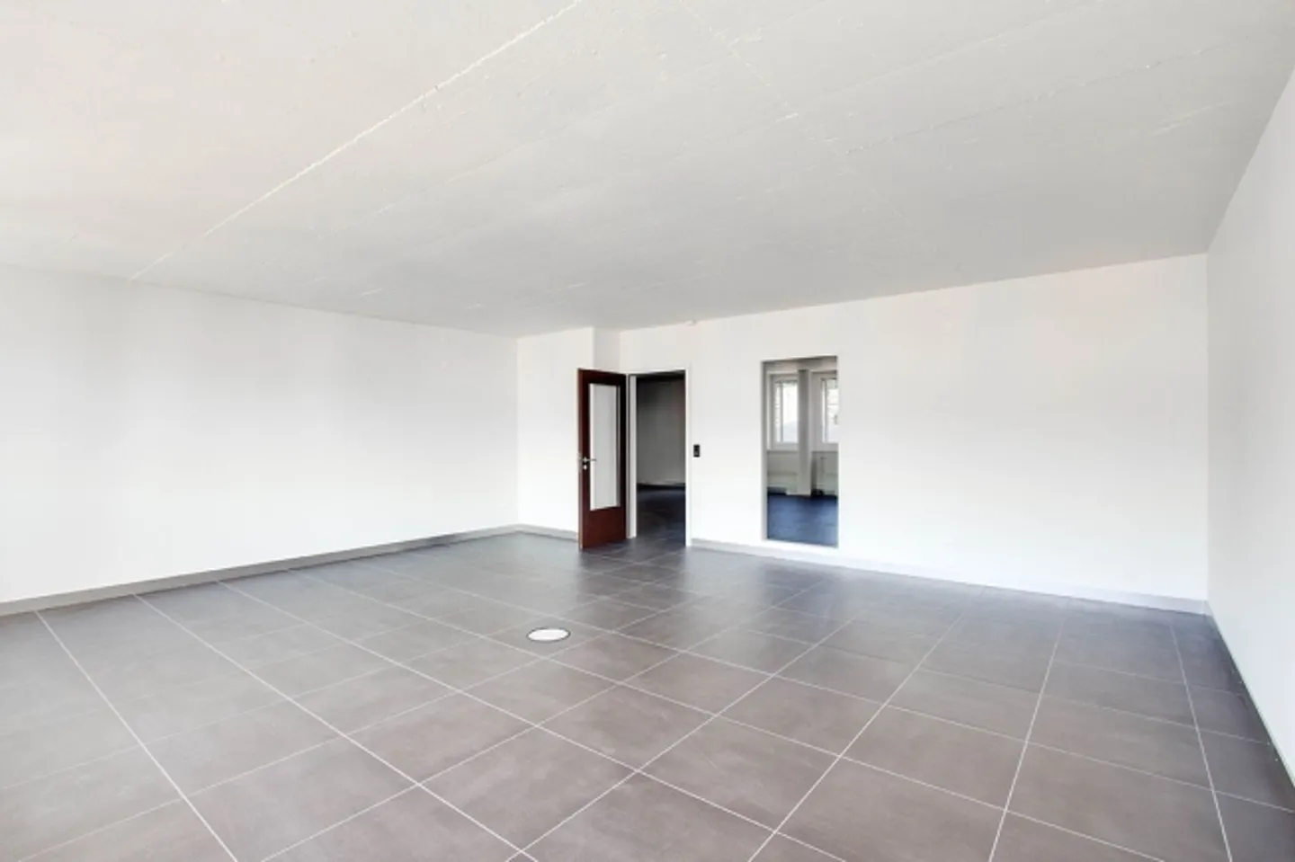 Your fully developed new office or practice location in the up-and-coming Spreitenbach - Photo 4 of 13