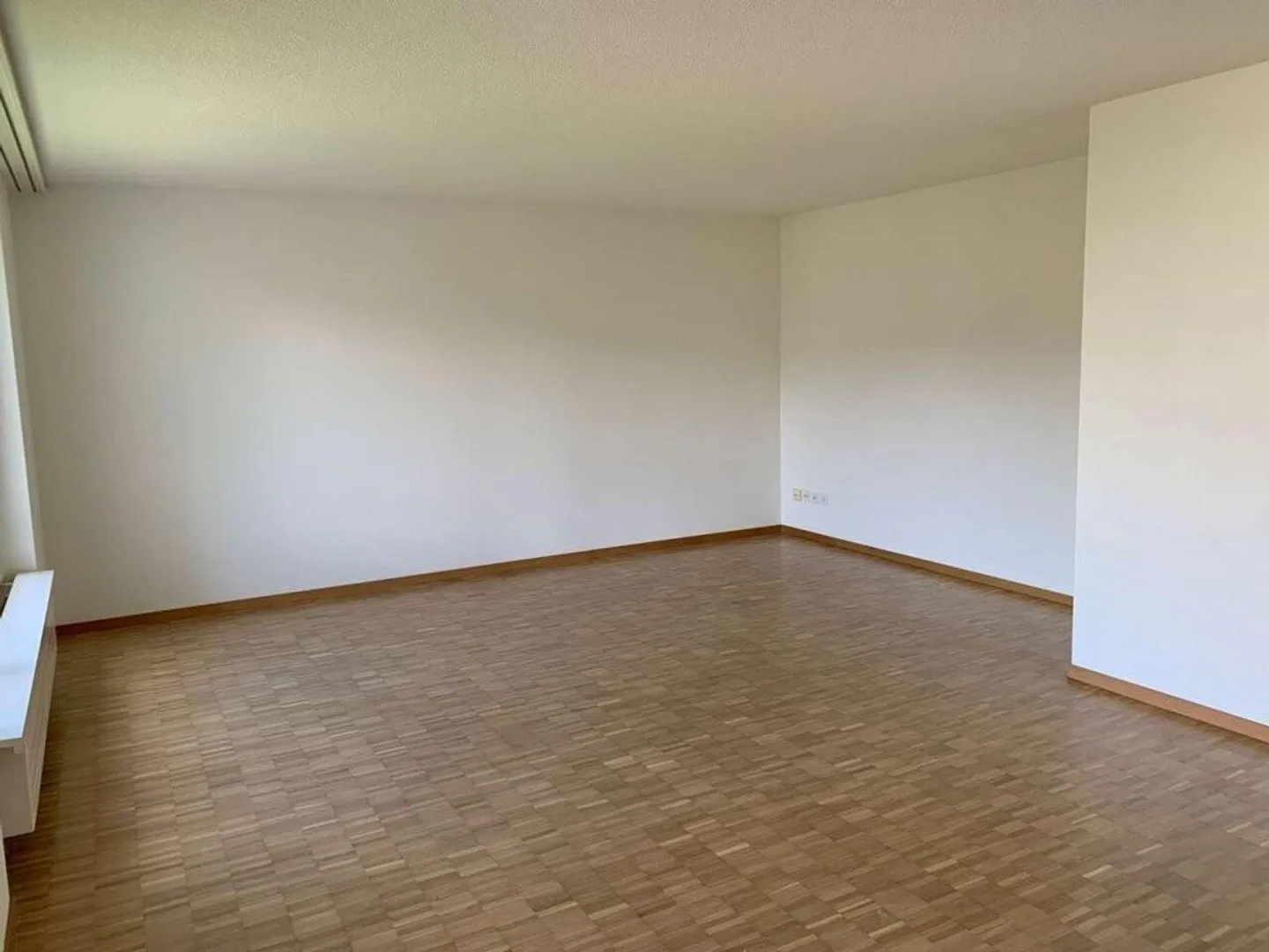 Vivere nel cuore di Altstetten - Appartamento temporaneo fino al 30.09.2026 - Foto 2 di 4