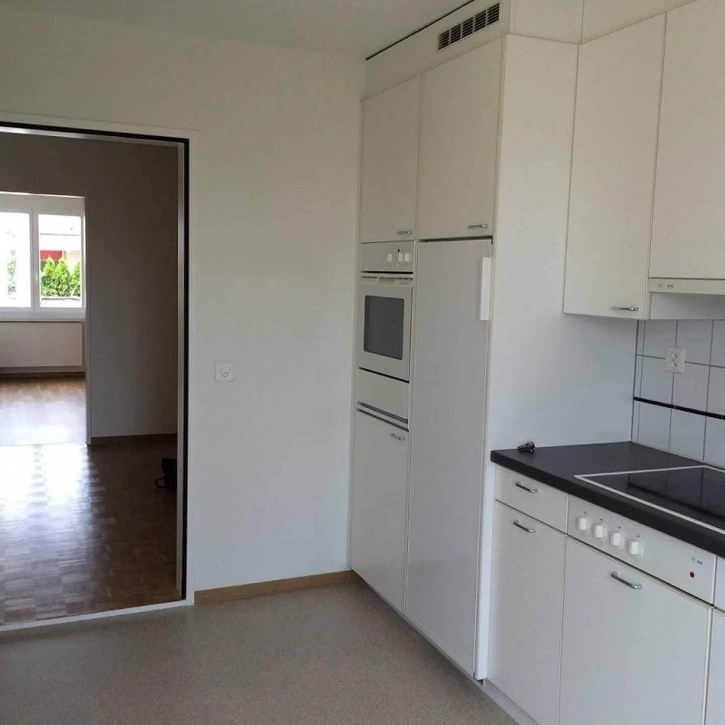 Vivere nel cuore di Altstetten - Appartamento temporaneo fino al 30.09.2026 - Foto 4 di 4