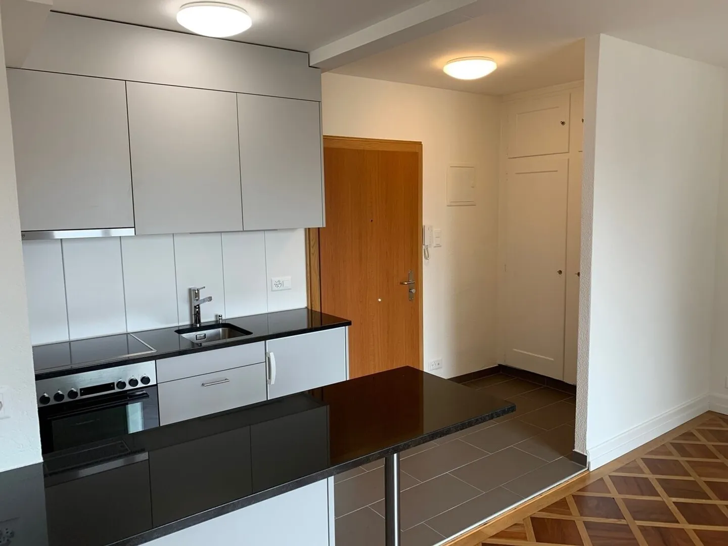 Joli logement de 1.5 picèces situé au centre-ville - Photo 5 sur 7