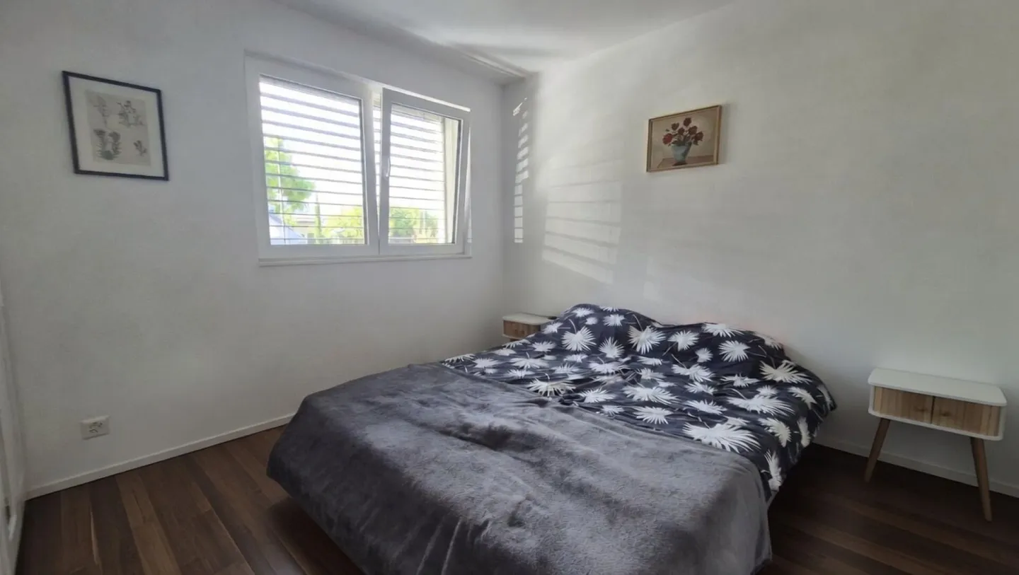 Gebäude mit 3 Wohnungen (2 Zwei-Zimmer-Wohnungen und 1 4,5-Zimmer-Wohnung) - Foto 20 von 23
