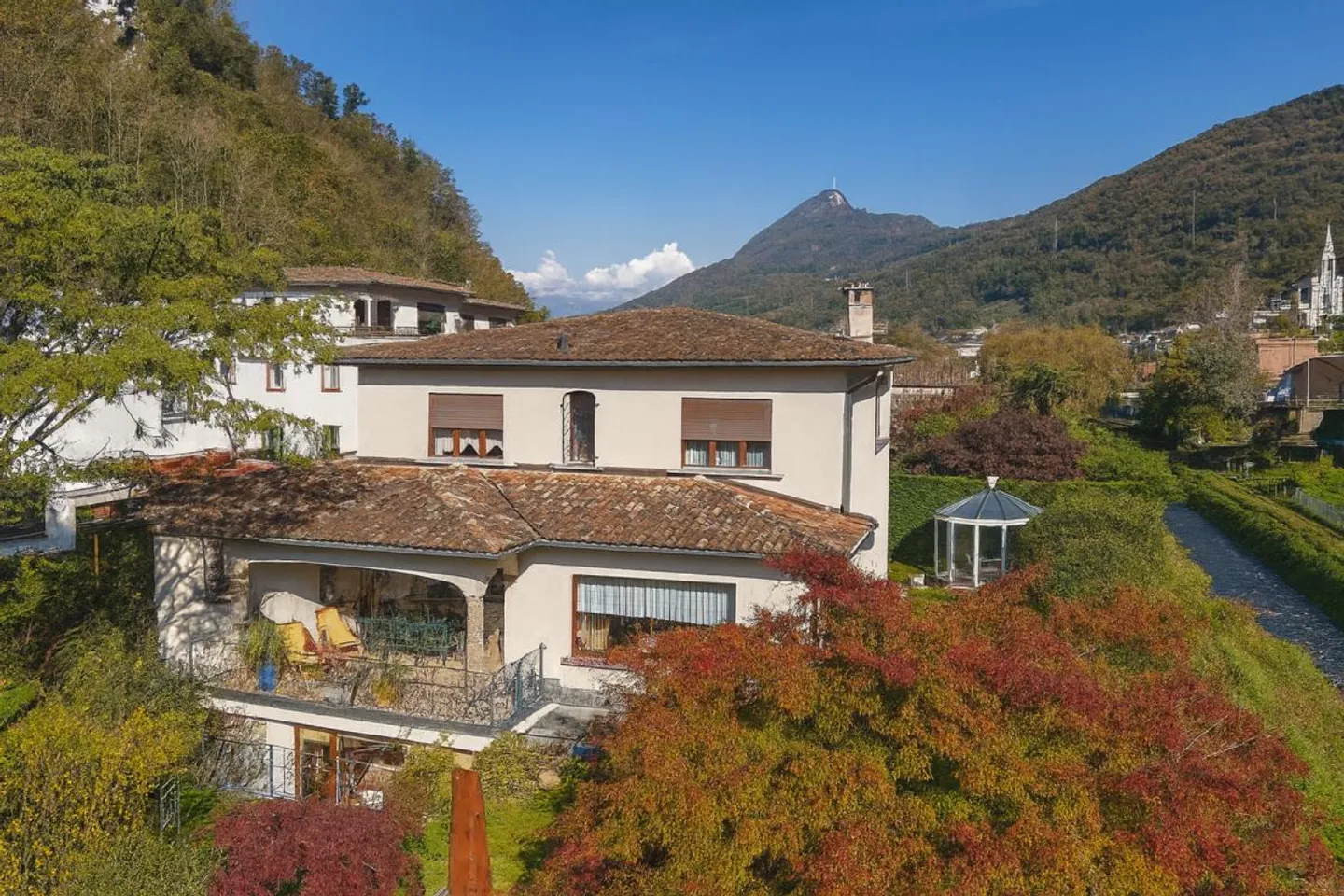 Bella casa unifamiliare - Foto 1 di 17