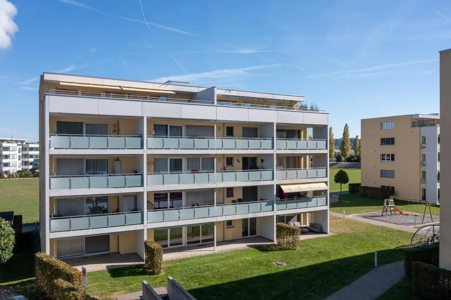 Grosszügige 2.5 Zimmer-Wohnung - Foto 1 von 9