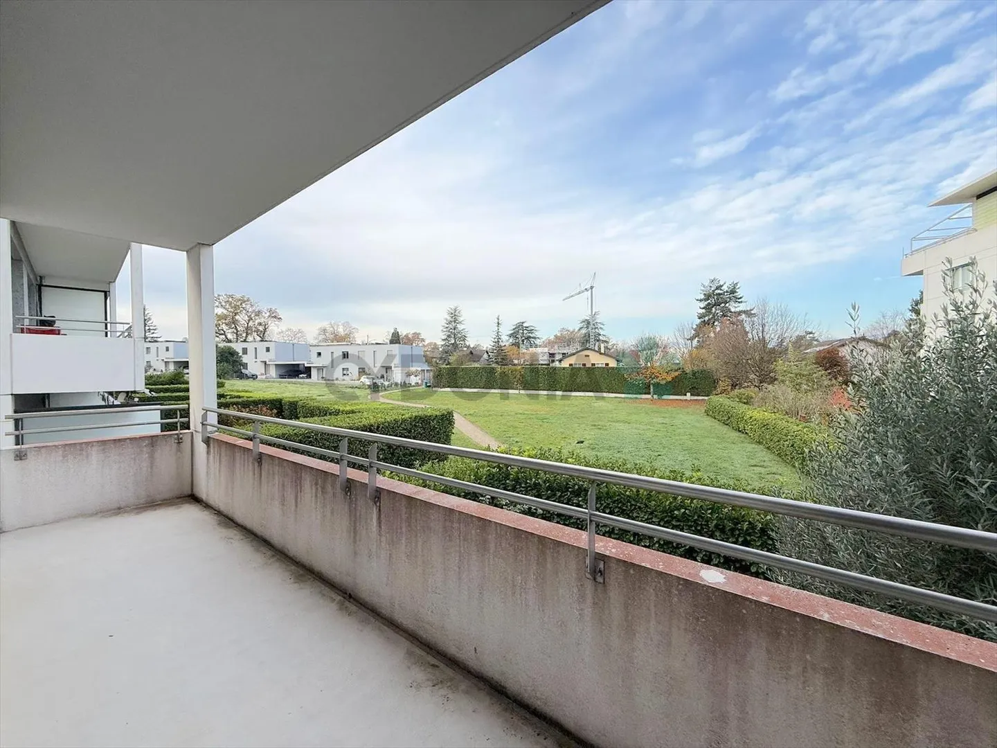 Duplex Penthouse in Plan-les-Ouates - Photo 6 of 8