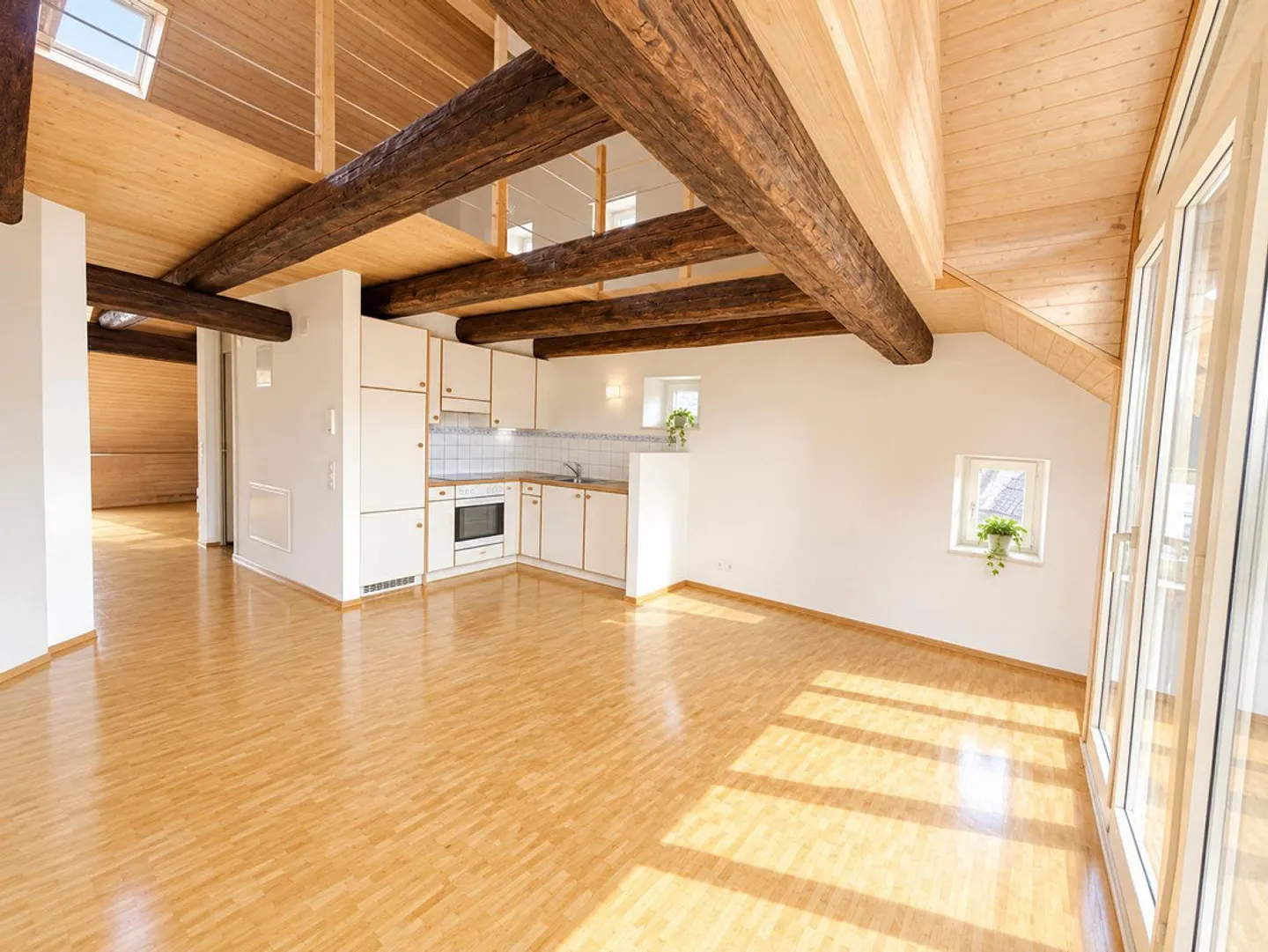 Charmante Maisonette in Schaffhausen - Foto 3 von 8