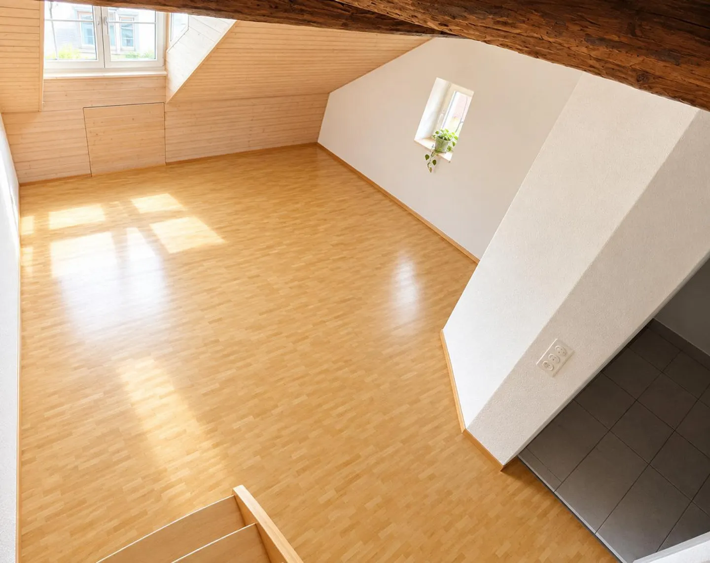 Charmante Maisonette in Schaffhausen - Foto 4 von 8