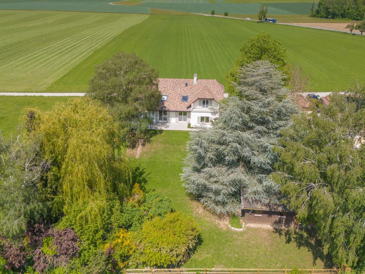 Beeindruckende Villa mit Bergblick - Foto 2 von 13