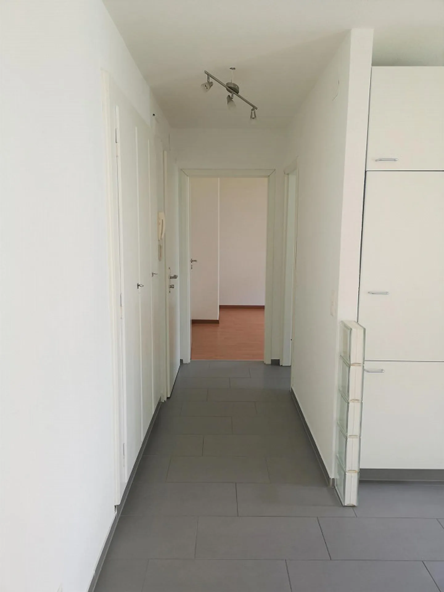 Appartement avec coin salon de jardin confortable - Photo 8 sur 10