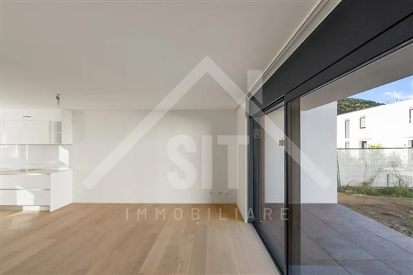 Caslano : Maison mitoyenne 3.5 pièces - Photo 8 sur 10