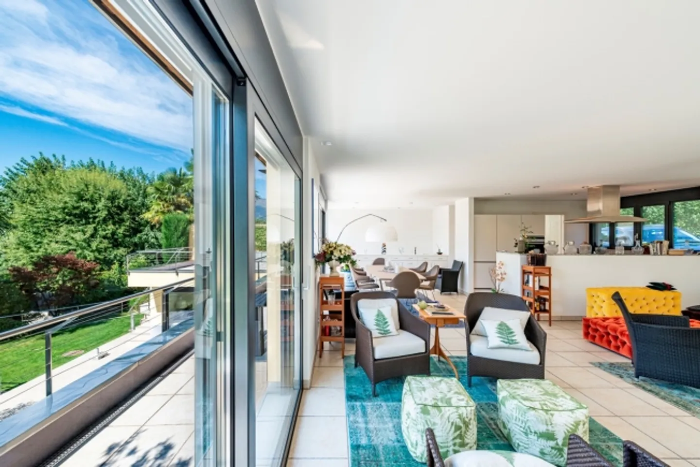 Elegant Villa with Pool in Villa Luganese - Photo 16 of 20