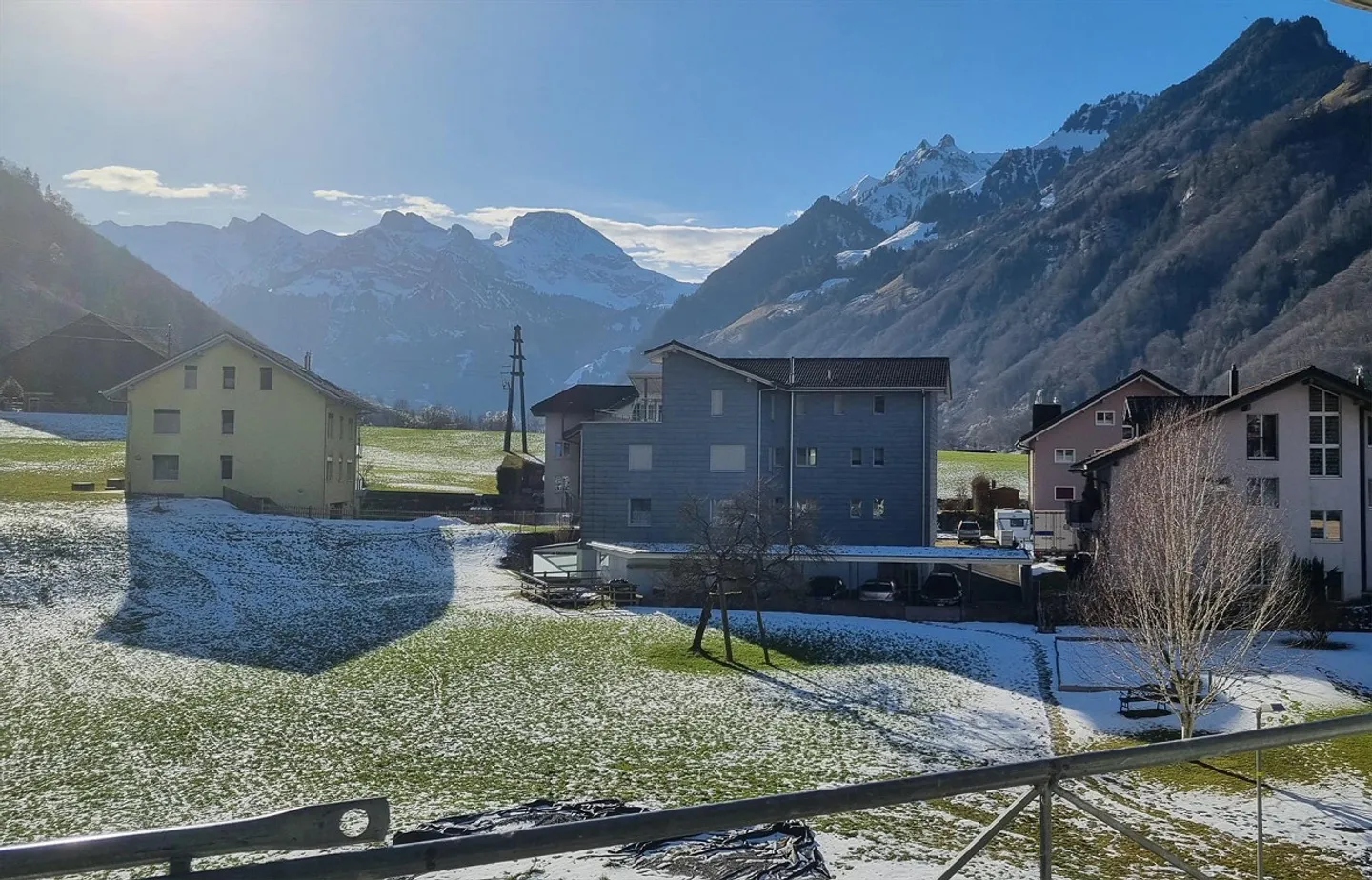 4.5 Zimmerwohnung mit Gartensitzplatz - Foto 1 von 4