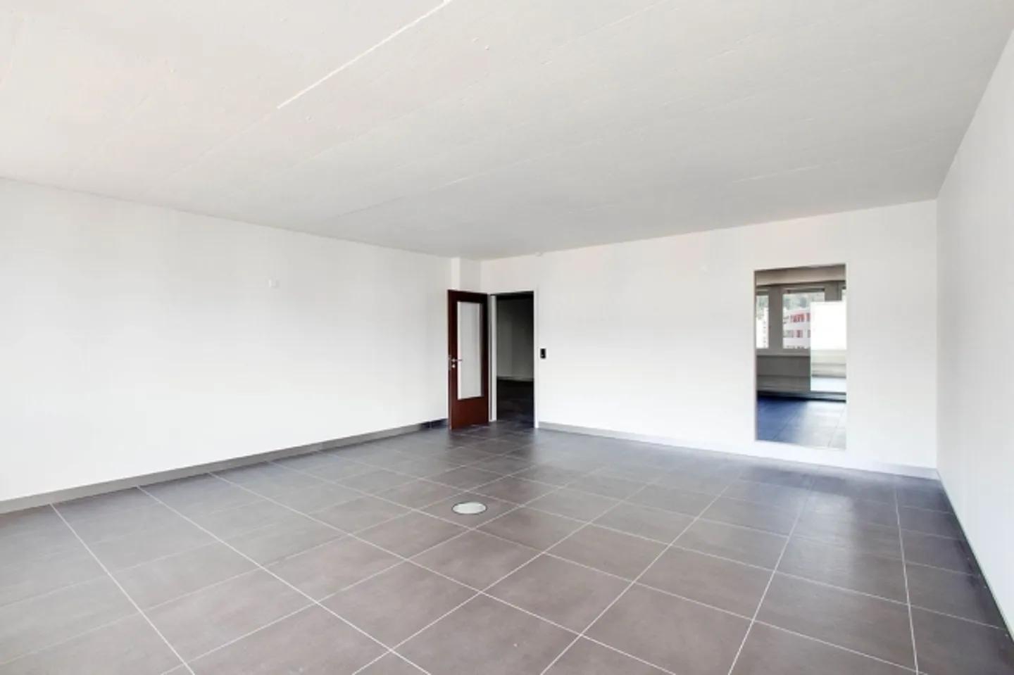 Your fully developed new office or practice location in the up-and-coming Spreitenbach - Photo 10 of 13