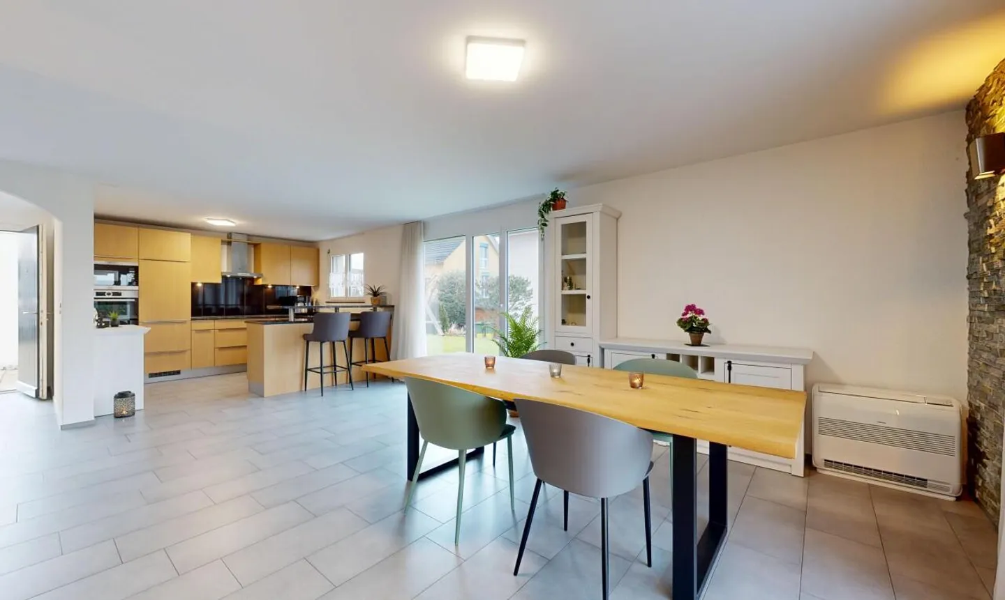 Einfamilienhaus mit privatem Garten - Foto 4 von 11