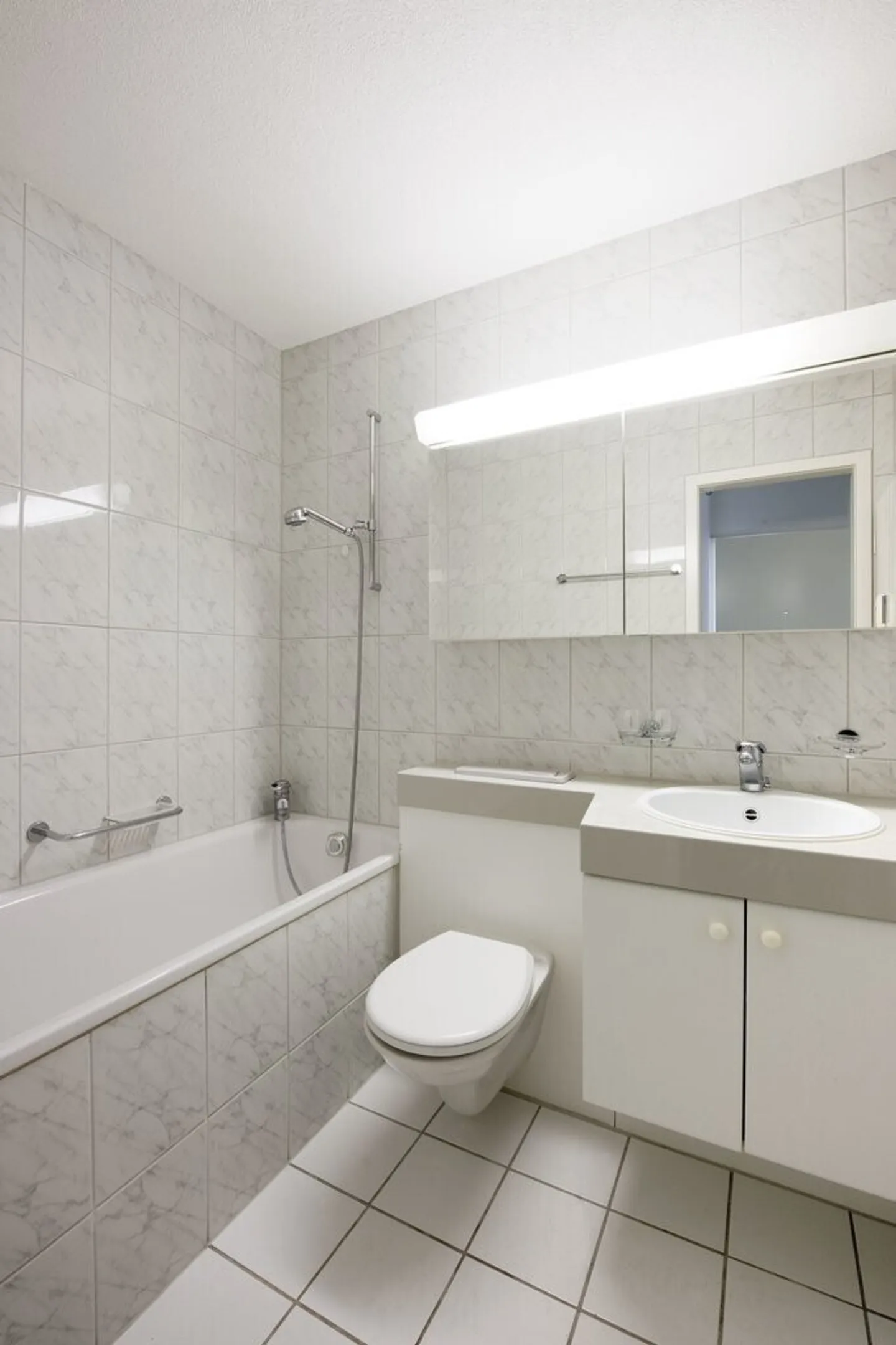 3.5 Room Apartment - Photo 5 of 6