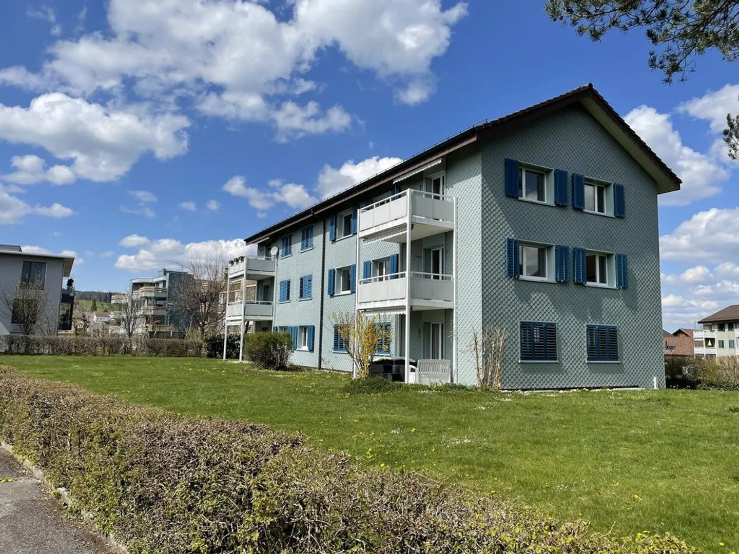 Besichtigung am 17.11. + 19.11.2025 zwischen 10:00 - 11:00 Uhr - Foto 1 von 10