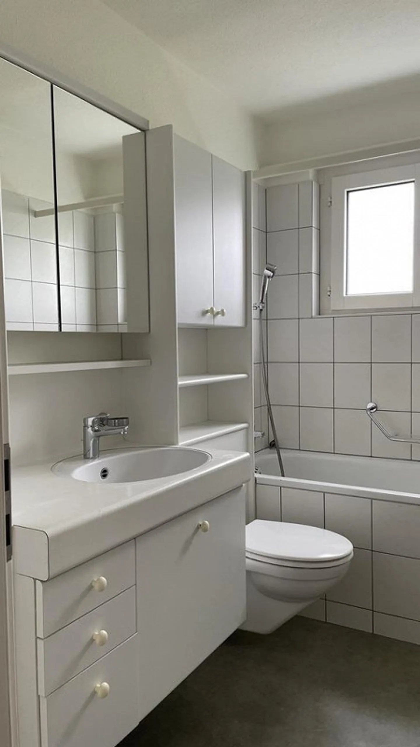 Besichtigung am 17.11. + 19.11.2025 zwischen 10:00 - 11:00 Uhr - Foto 4 von 10