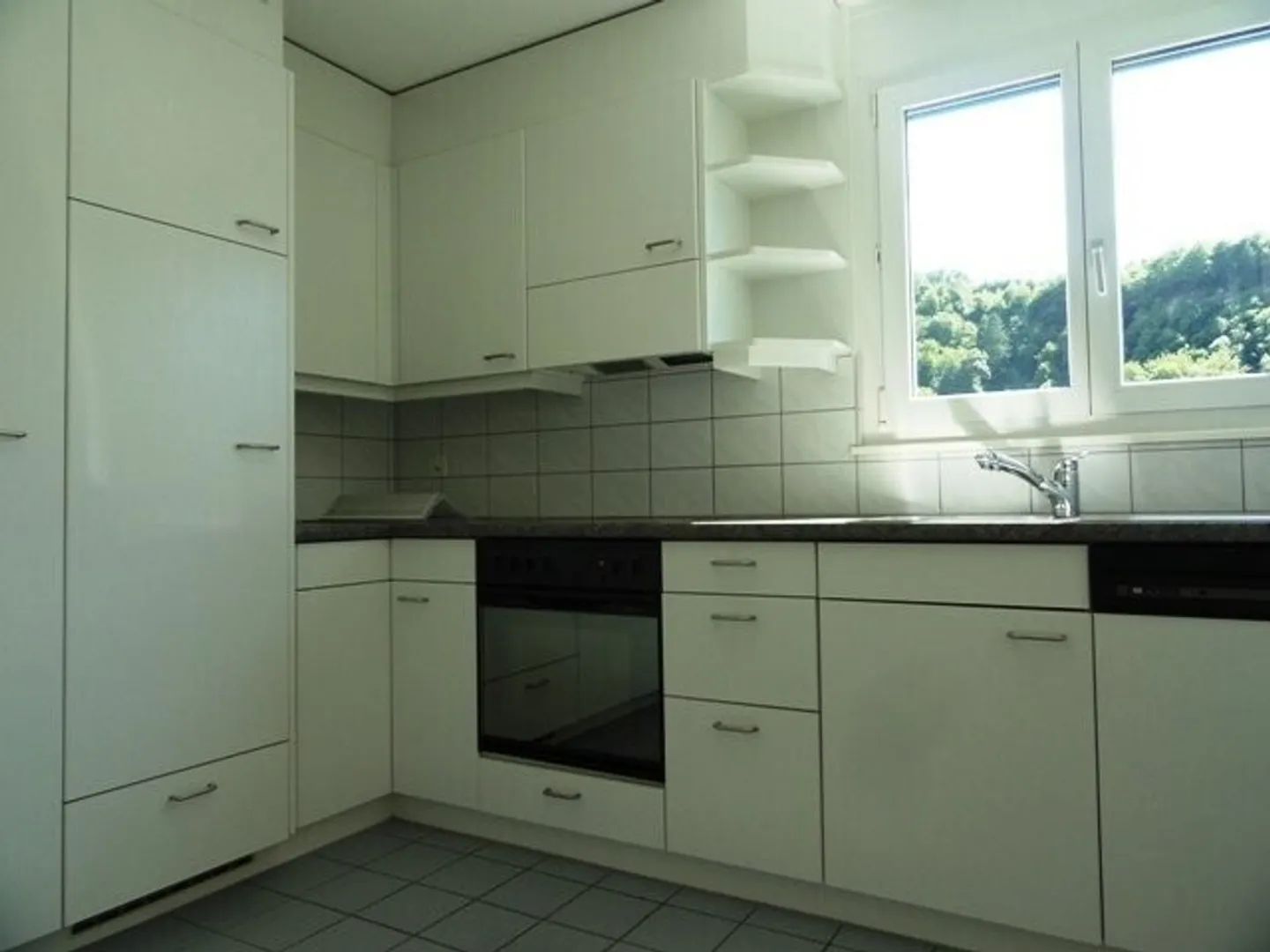 Un Début d'Appartement Heureux - Photo 4 sur 5