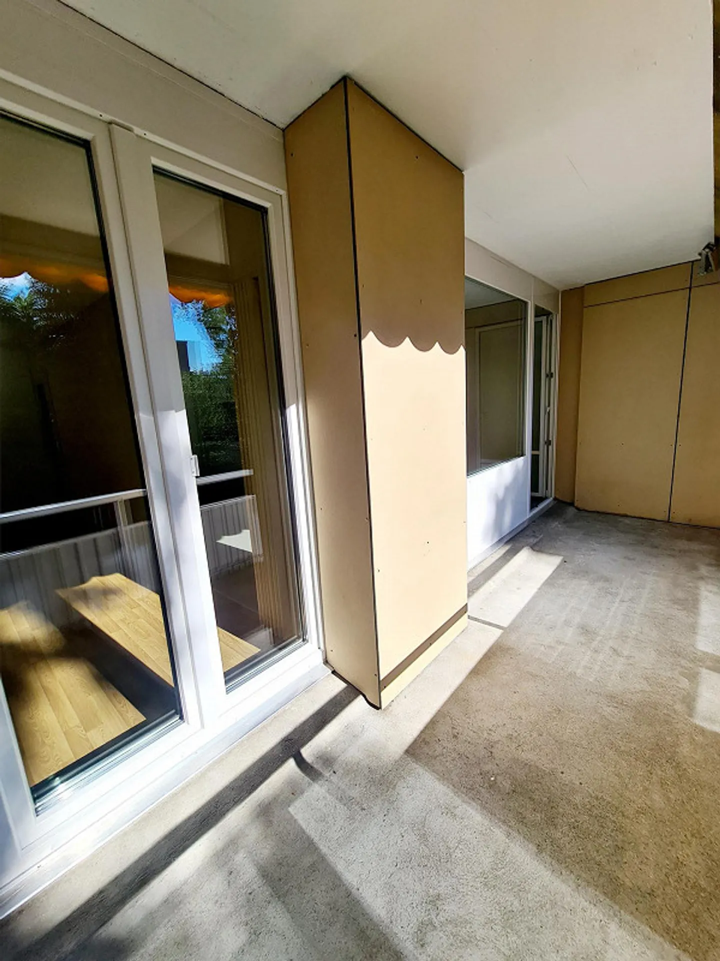 Ampio appartamento di 3,5 locali con balcone - Foto 7 di 11