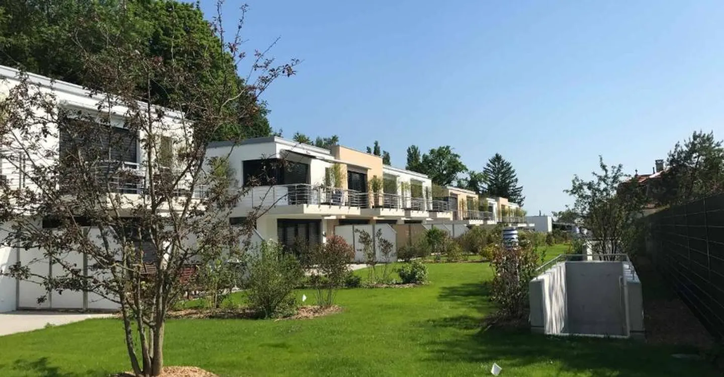 Elegante Villa Duplex a Pregny-Chambésy - Foto 1 di 6