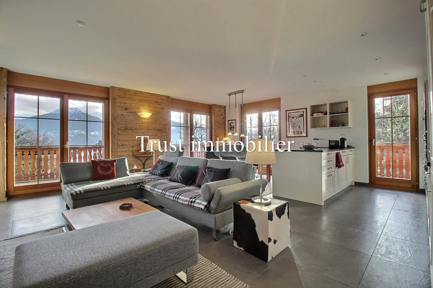 4024. Exclusivity. Superb mountain apartment - Photo 12 of 13