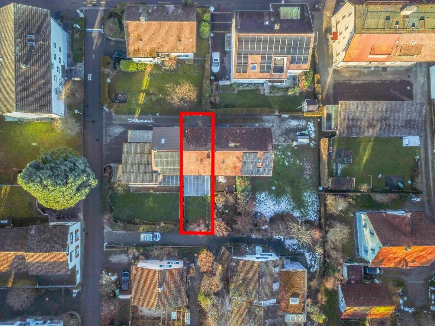 Incantevole casa a schiera di 4 camere in una posizione tranquilla a Kreuzlingen - Foto 13 di 16