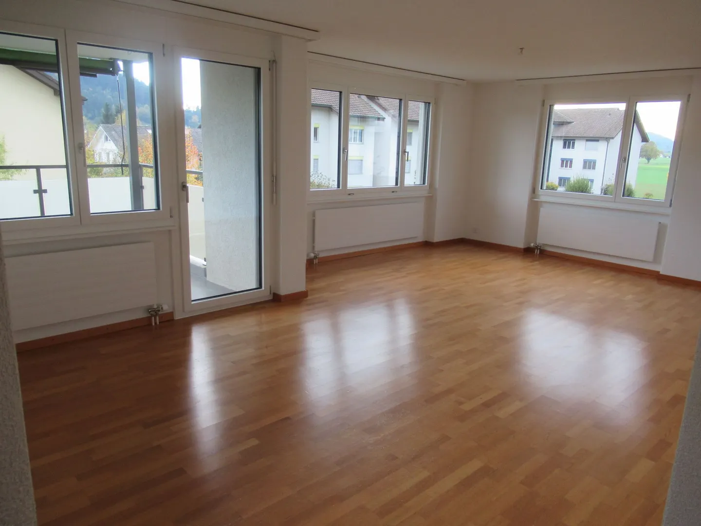 ottimo appartamento di 3,5 stanze - Foto 4 di 9