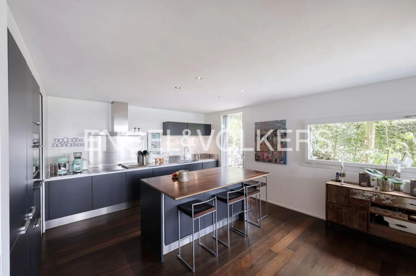 Spacious. Bright. Stylish. - Photo 3 of 7