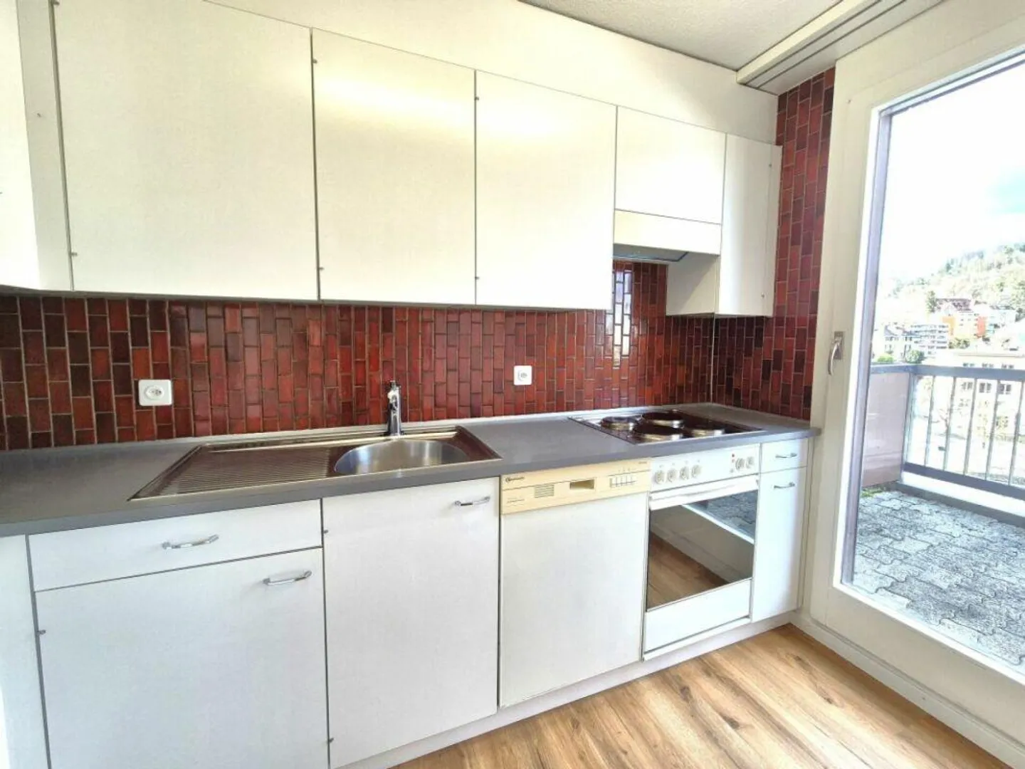 2-room maisonette apartment in Lucerne! - Photo 5 of 8