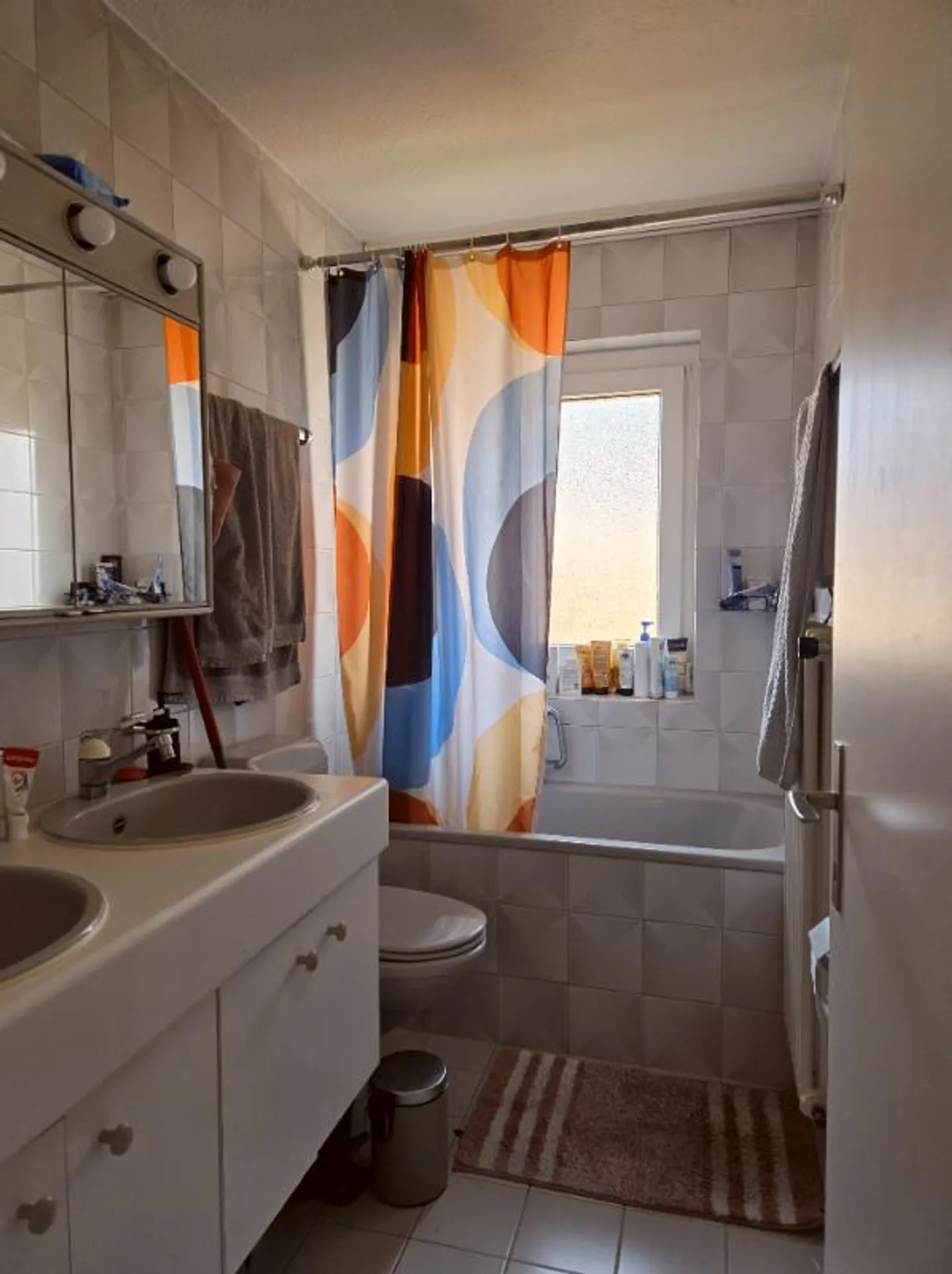 Temporary: Furnished 3.5-Room Apartment in Zurich-Wiedikon (District 3) - Photo 4 of 5