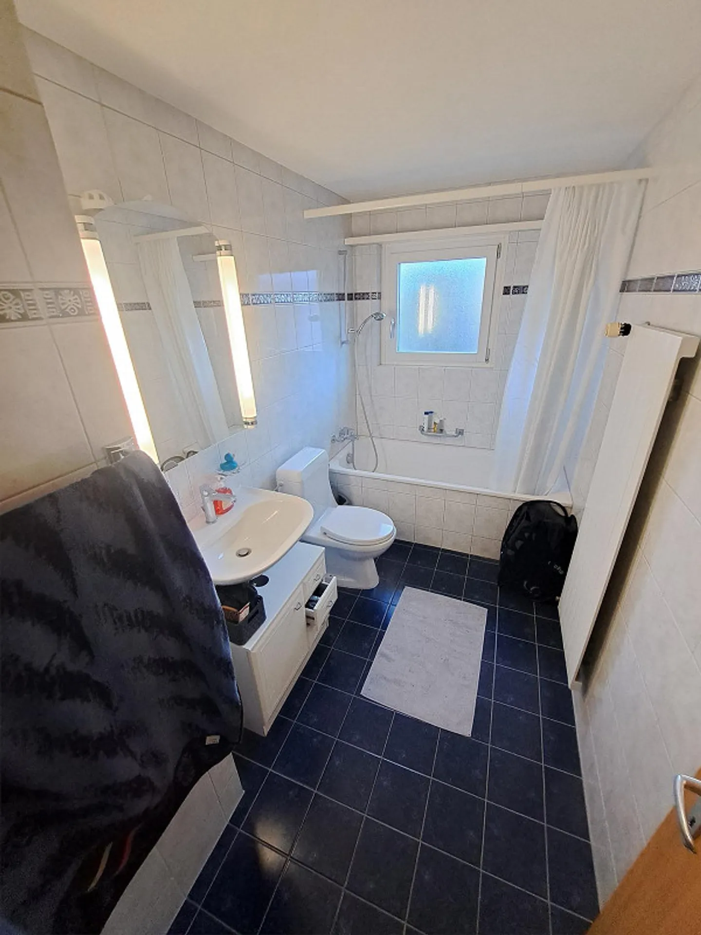 Belle vieille appartement à louer - Photo 5 sur 6