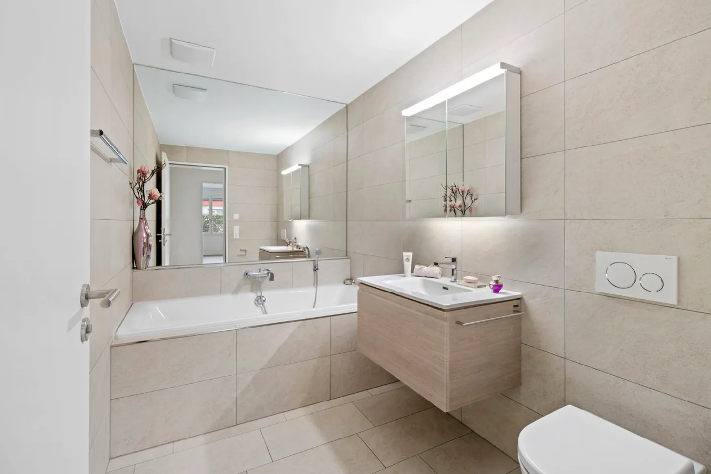 Moderne Gartenwohnung in Tuggen - Foto 8 von 8