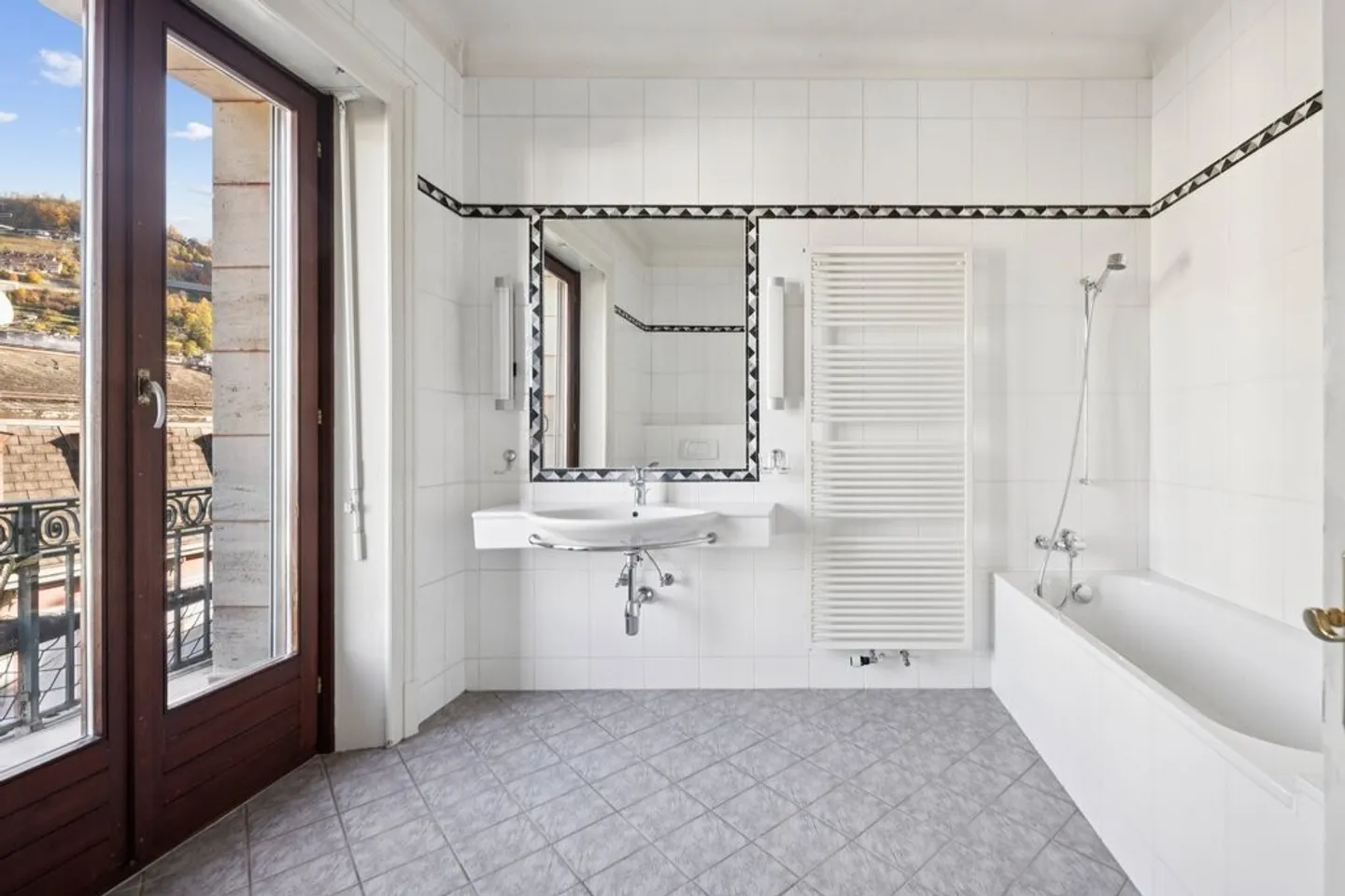 To seize! Superb apartment in the heart of Montreux! - Photo 8 of 11