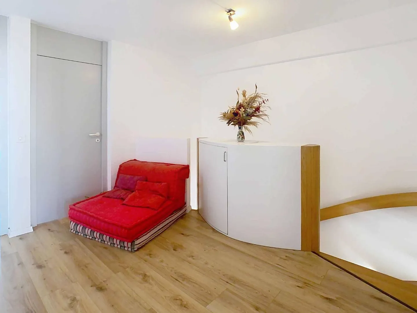 EXCLUSIVE - Charming Townhouse in the Corner - Photo 7 of 12