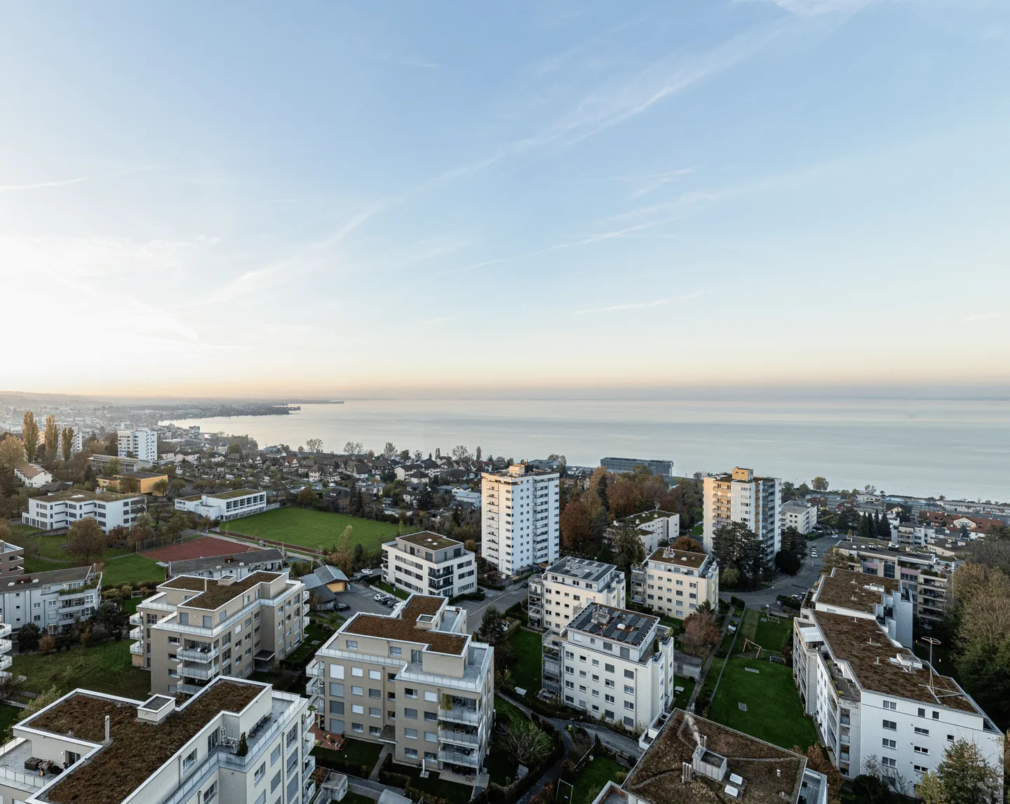 Condominio di 4,5 stanze con vista lago - Foto 6 di 10