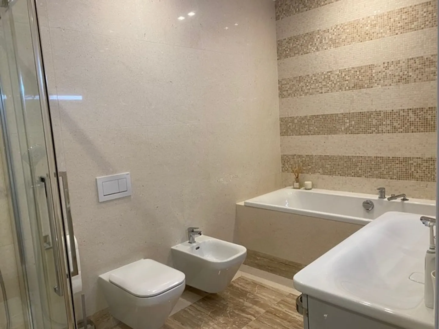 Appartement à vendre - Photo 1 sur 4