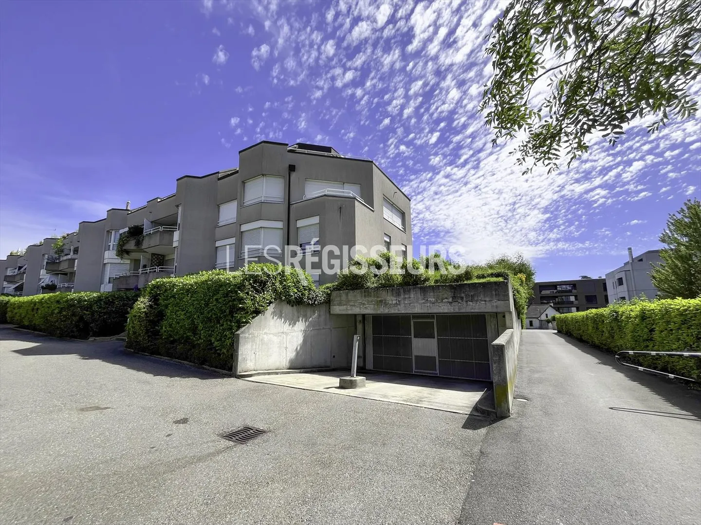 Parkings intérieurs à Versoix - Photo 2 sur 2
