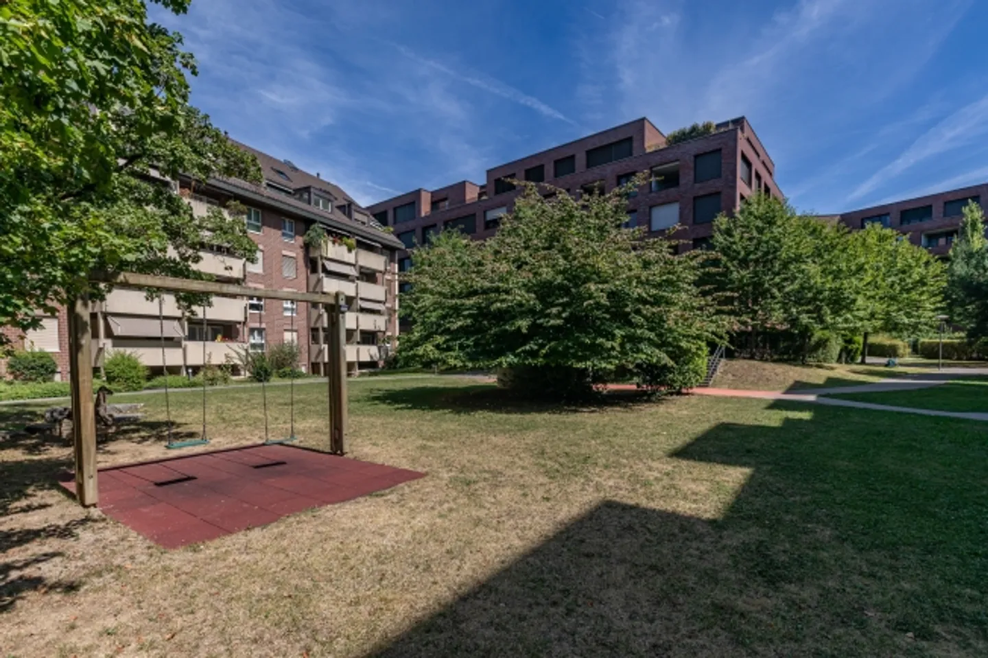 RENT WITHOUT DEPOSIT - Charming apartment with good connections - Photo 1 of 12