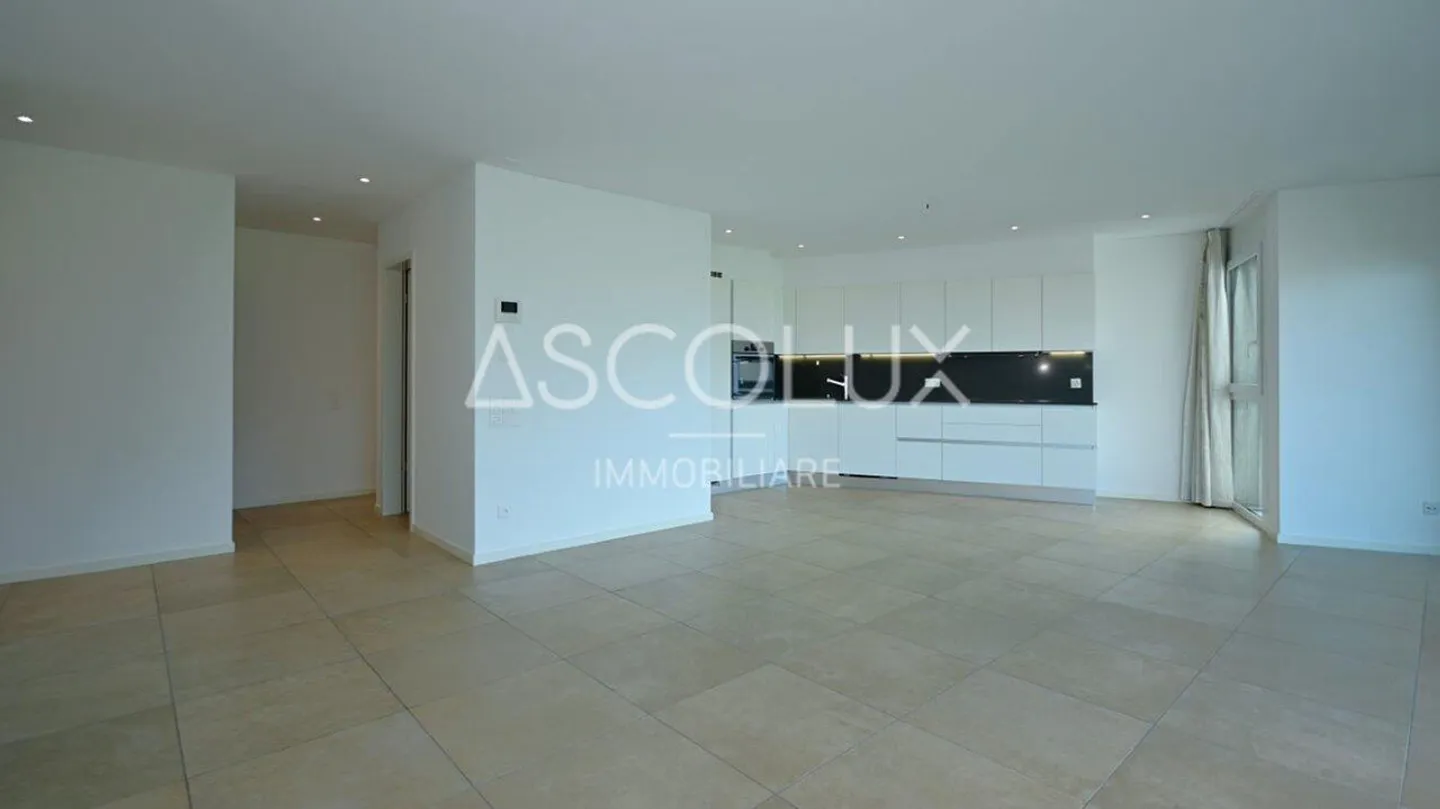 Appartement 3.5 pièces avec terrasse couverte, vue panoramique et lac - Photo 7 sur 13