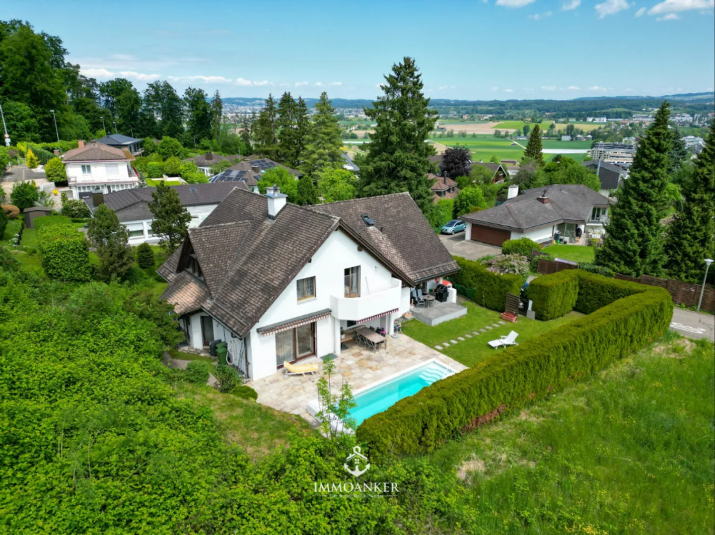 Villa con piscina privata e appartamento - Il tuo rifugio a Fällanden - Foto 4 di 13