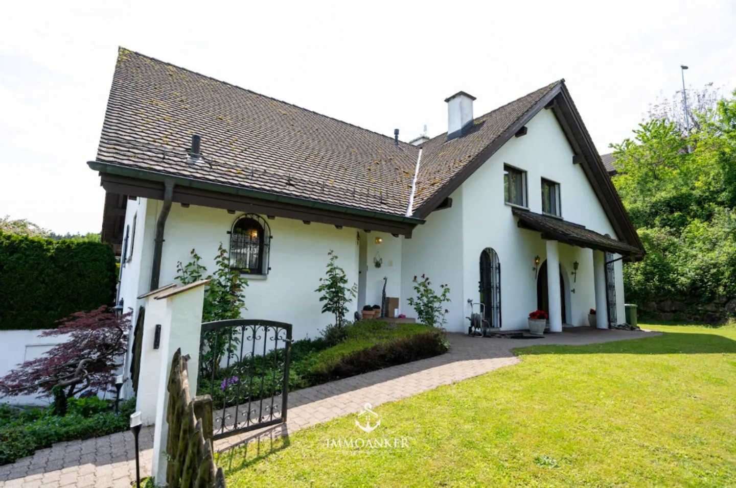 Villa con piscina privata e appartamento - Il tuo rifugio a Fällanden - Foto 3 di 13