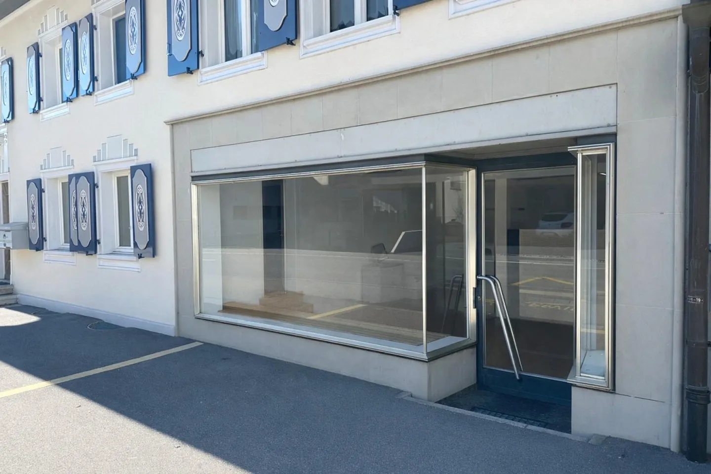 Spazio per studio/ufficio attraente nel centro di Reiden - Foto 1 di 3