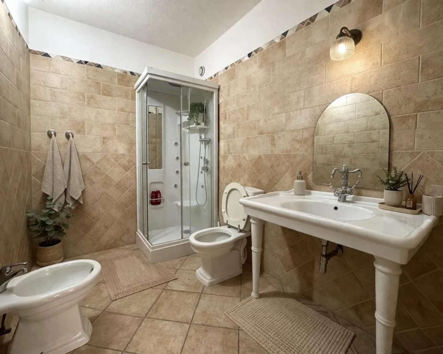 Elegante 3,5-Zimmer-Wohnung in strategischer Lage - Foto 5 von 6