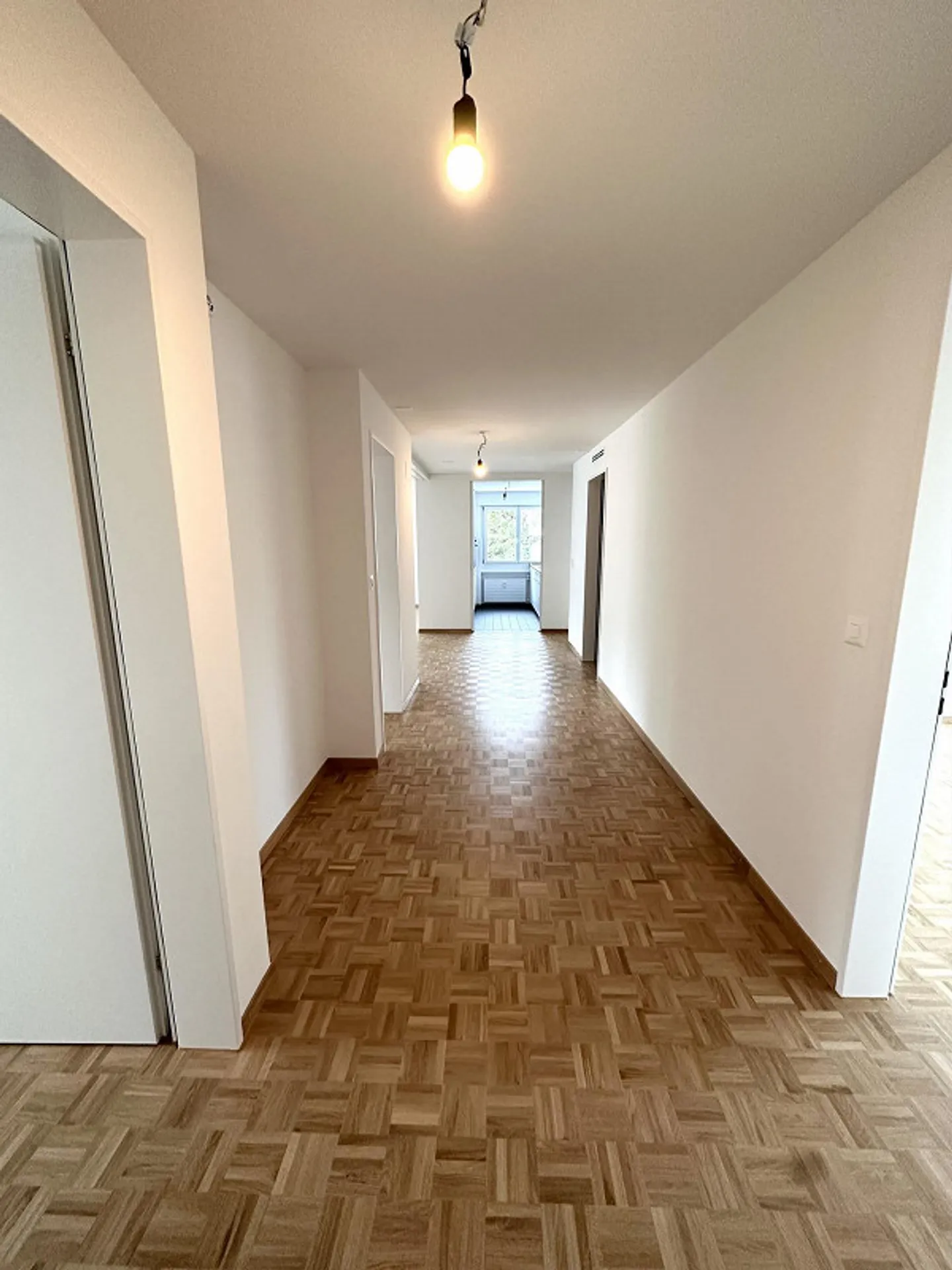 Grosse, moderne Familienwohnung - Foto 4 von 9