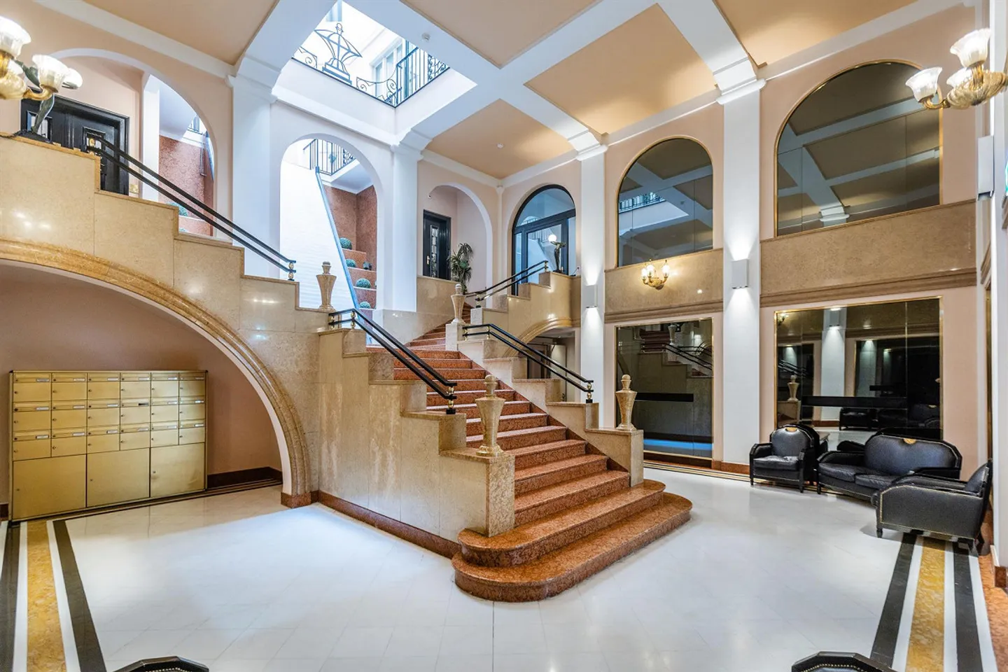 Bureau de charme récemment rénové au Palazzo Gargantini - Photo 2 sur 7