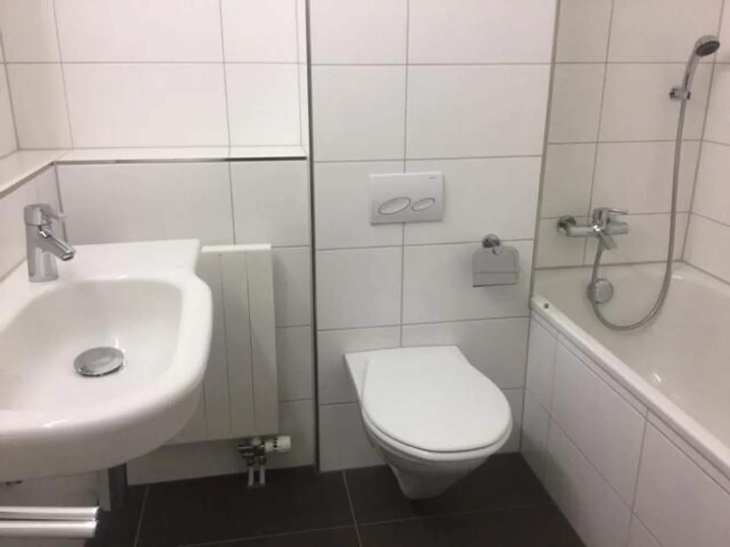 Appartamento 4.5 stanze in una posizione adatta alle famiglie - Foto 3 di 5