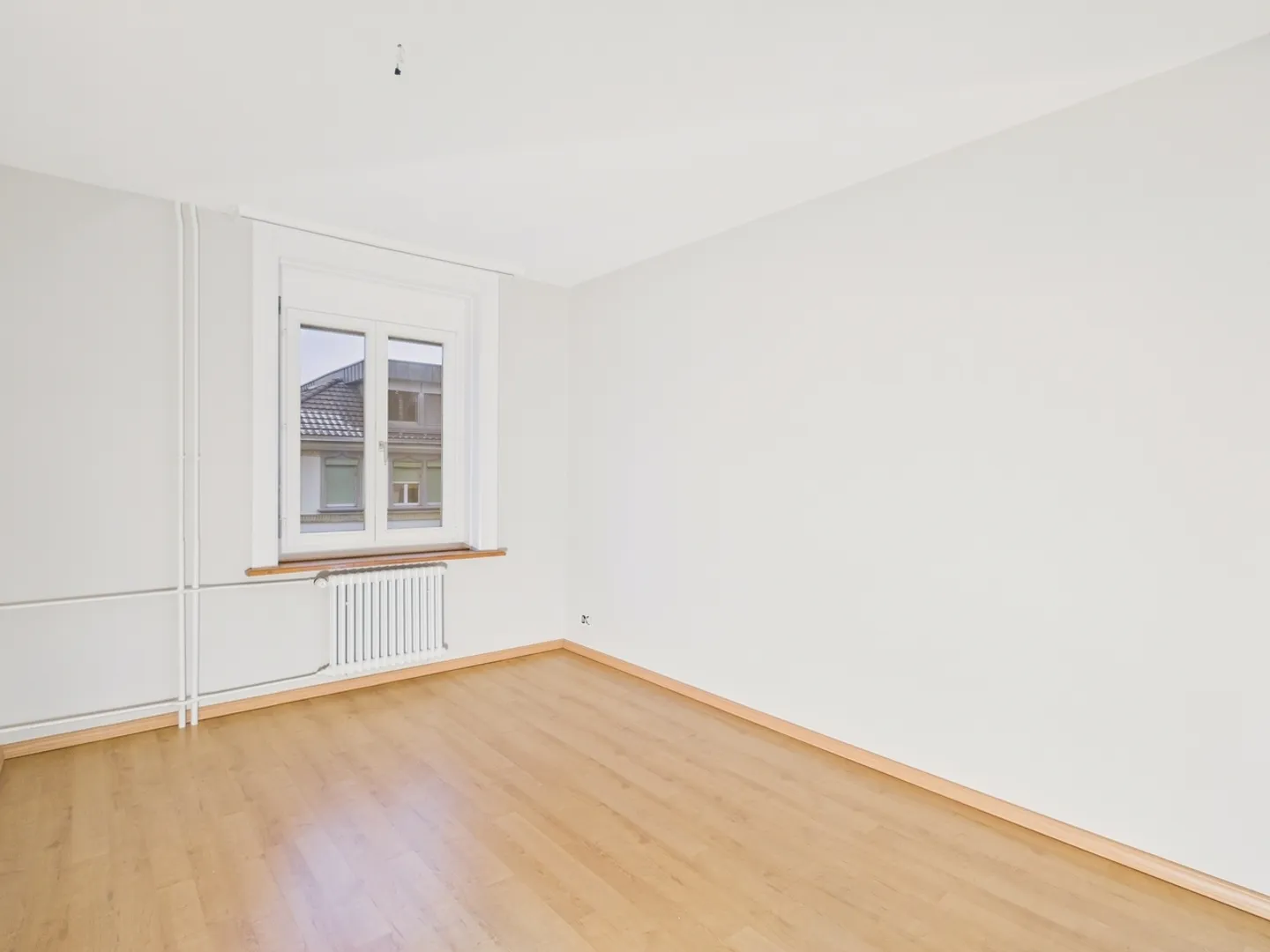 Cozy 5-Room Apartment in St. Gallen - Photo 8 of 12