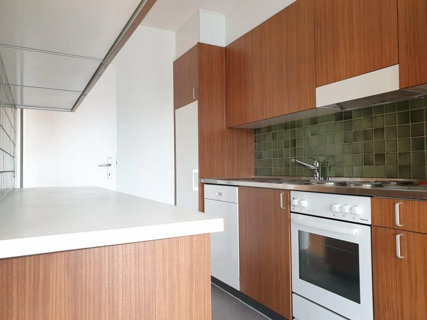 Appartamento temporaneo di 3 1/2 stanze, 2° piano - Foto 2 di 9