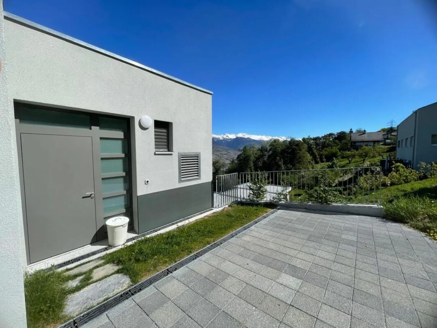 In esclusiva! Villa contemporanea di alto livello sulla collina di Sion - Foto 12 di 14